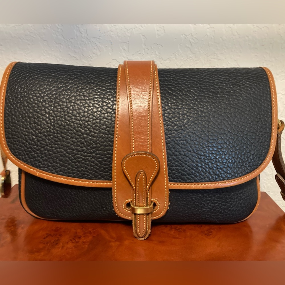 Vintage Dooney and Bourke bag